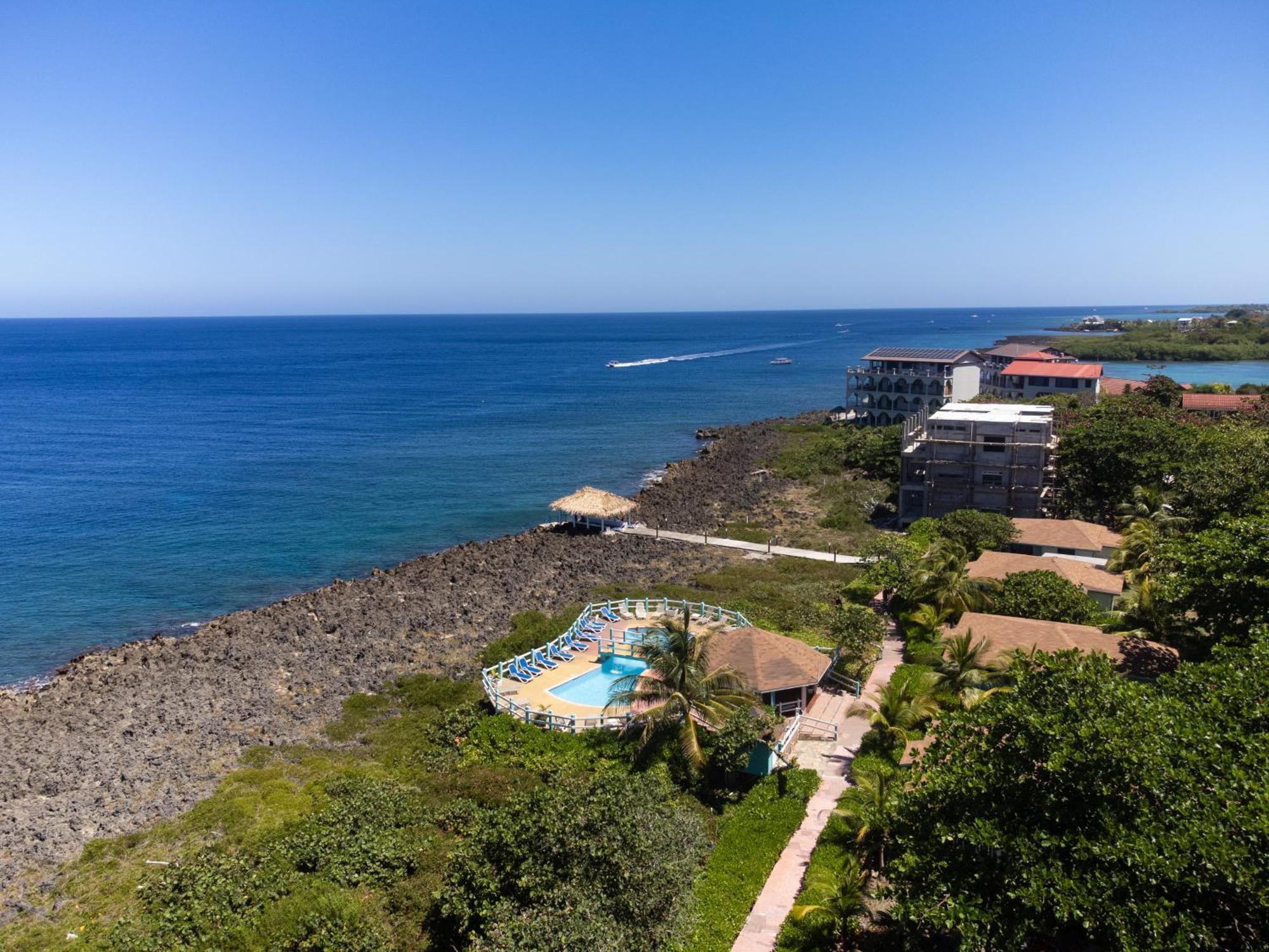 Seagrape Plantation Resort & Dive Center Вест-Енд Екстер'єр фото